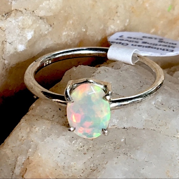 Ethiopian opal oval faceted 925 sterling ring 7 - Picture 12 of 12